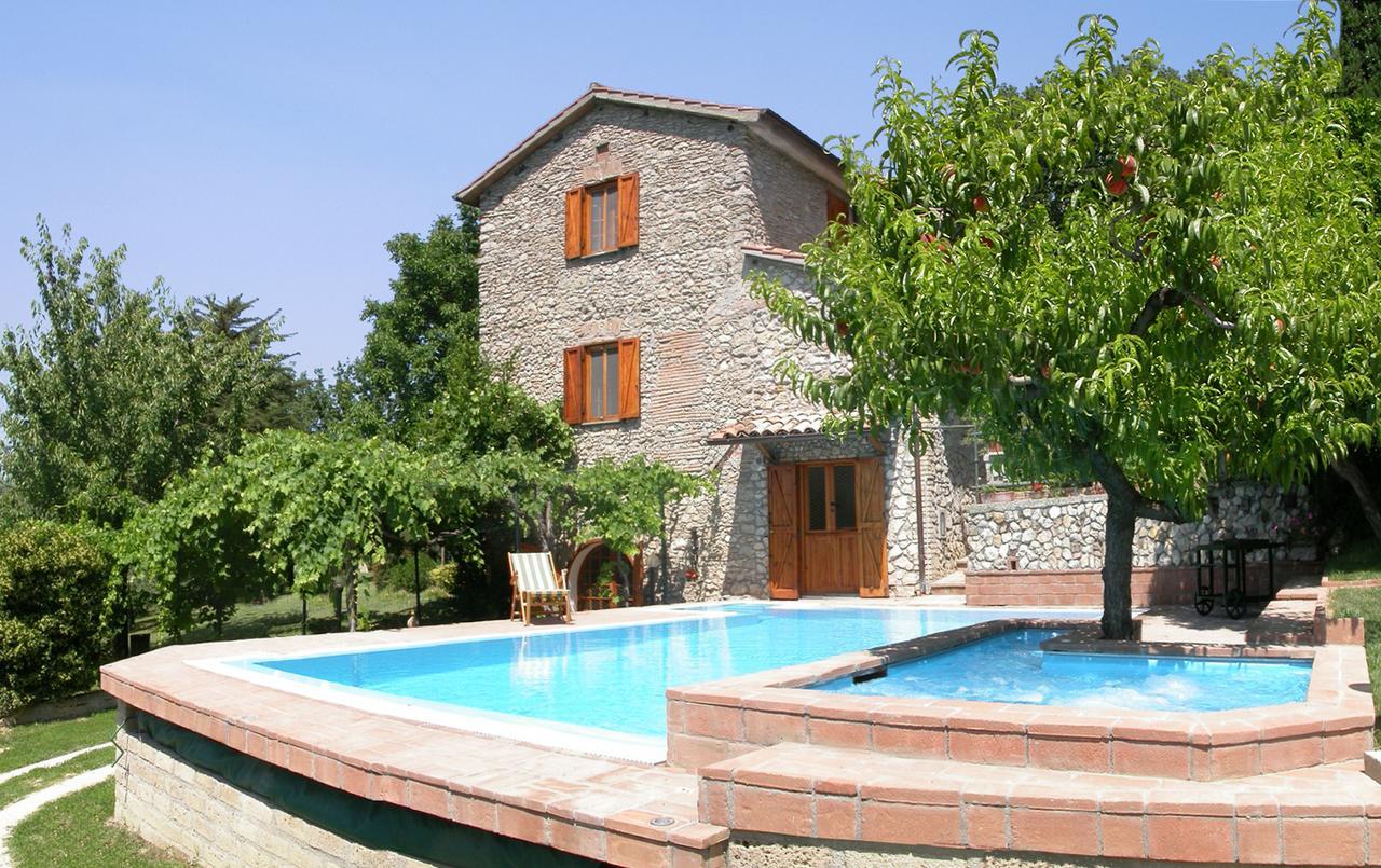 Il Casale Di Max Bed and Breakfast Selci  Exterior foto